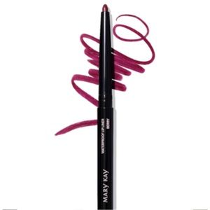 Mary Kay lipliner in berry